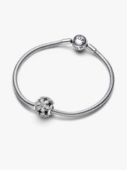 Sparkling Herbarium Cluster Round Charm