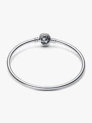 FINAL SALE - Pandora Moments Encircled Clasp Bangle
