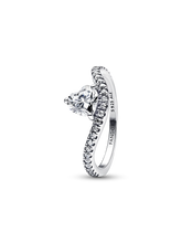 Wavy Pavé Heart Ring