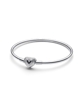 FINAL SALE - Radiating Heart Clasp Bangle